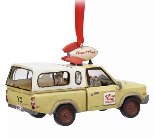 Toy story pizza - toy, planet